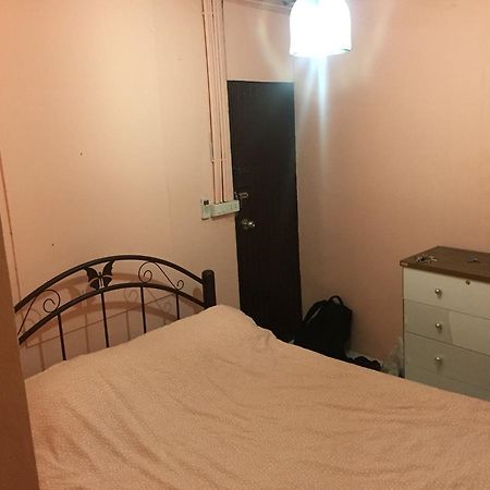Big Orange Localstay At Siam Бангкок Екстер'єр фото