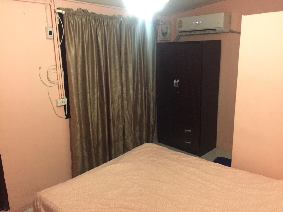 Big Orange Localstay At Siam Бангкок Екстер'єр фото