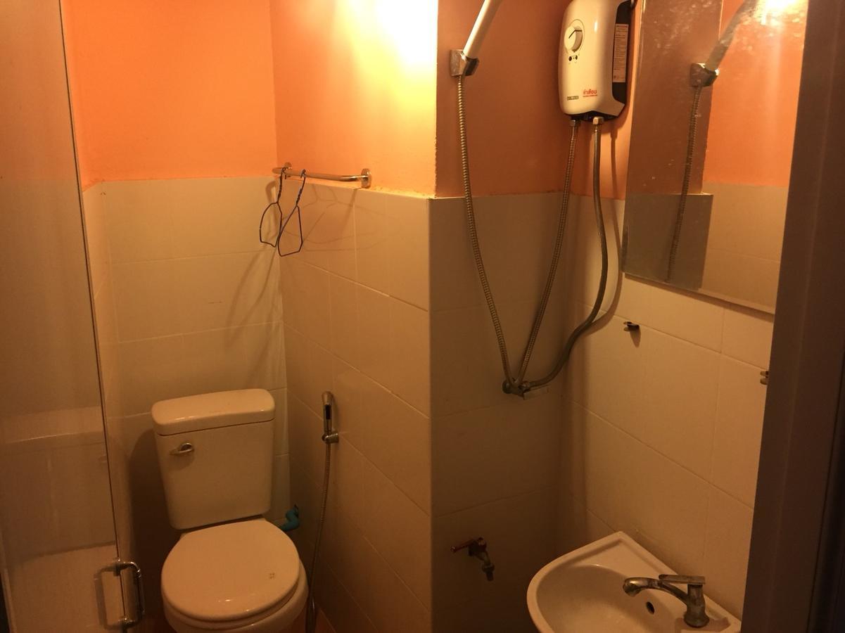 Big Orange Localstay At Siam Бангкок Екстер'єр фото